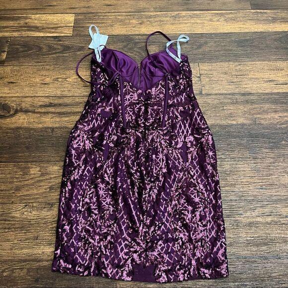 DB studio pattern sequin illusion plunge dress - Picture 7 of 13